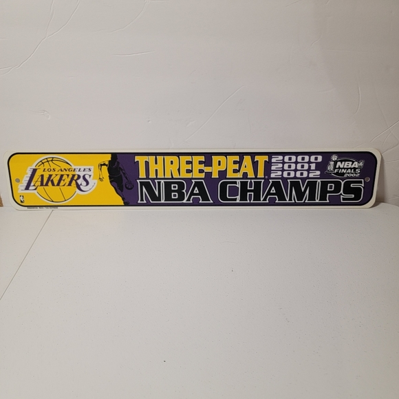 LOS ANGELES LAKERS 3-PEAT NBA FINALS CHAMPS 2000 2001 2002 SIGN - Picture 1 of 6